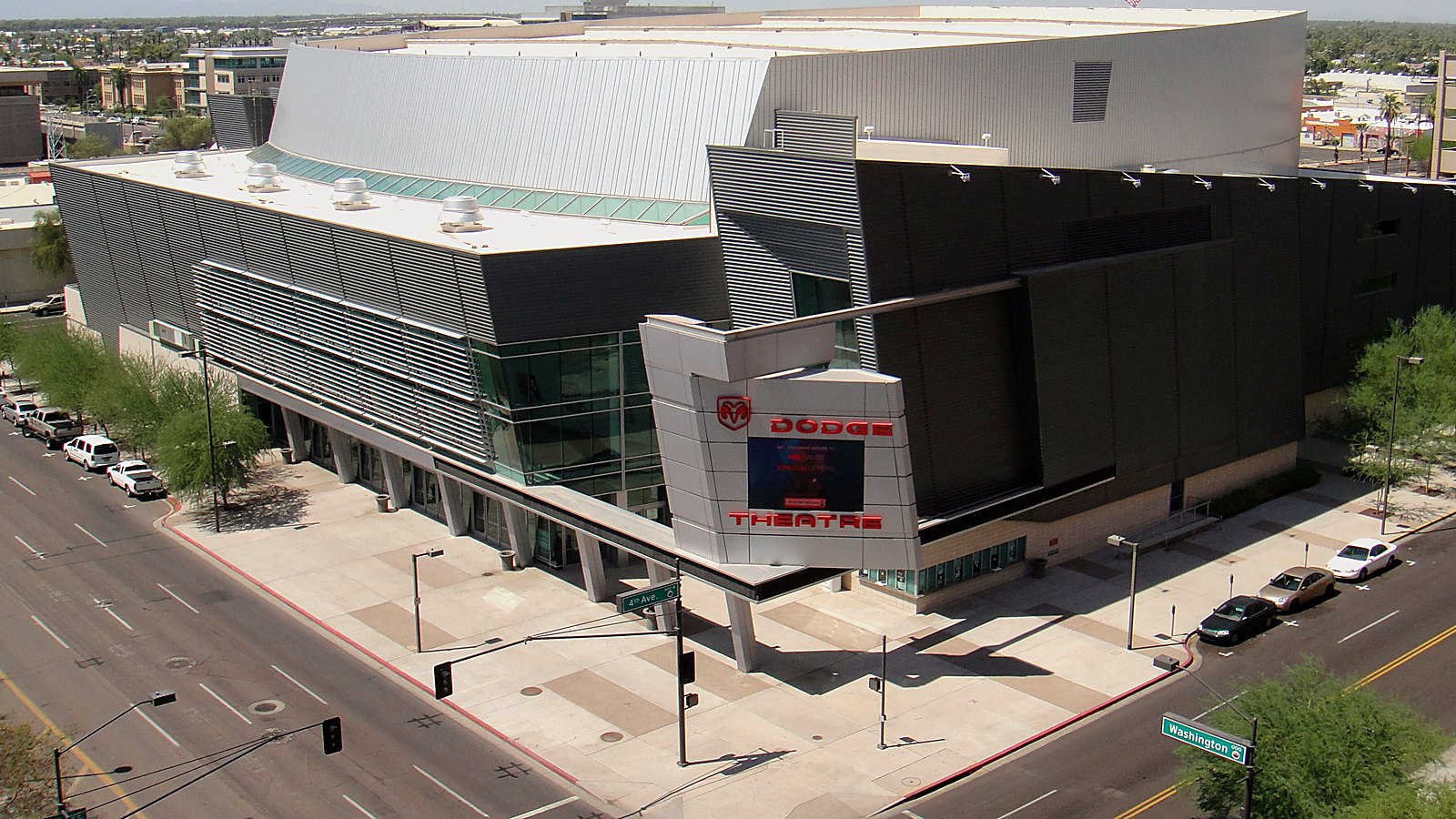 Wave To Earth at Arizona Financial Theatre