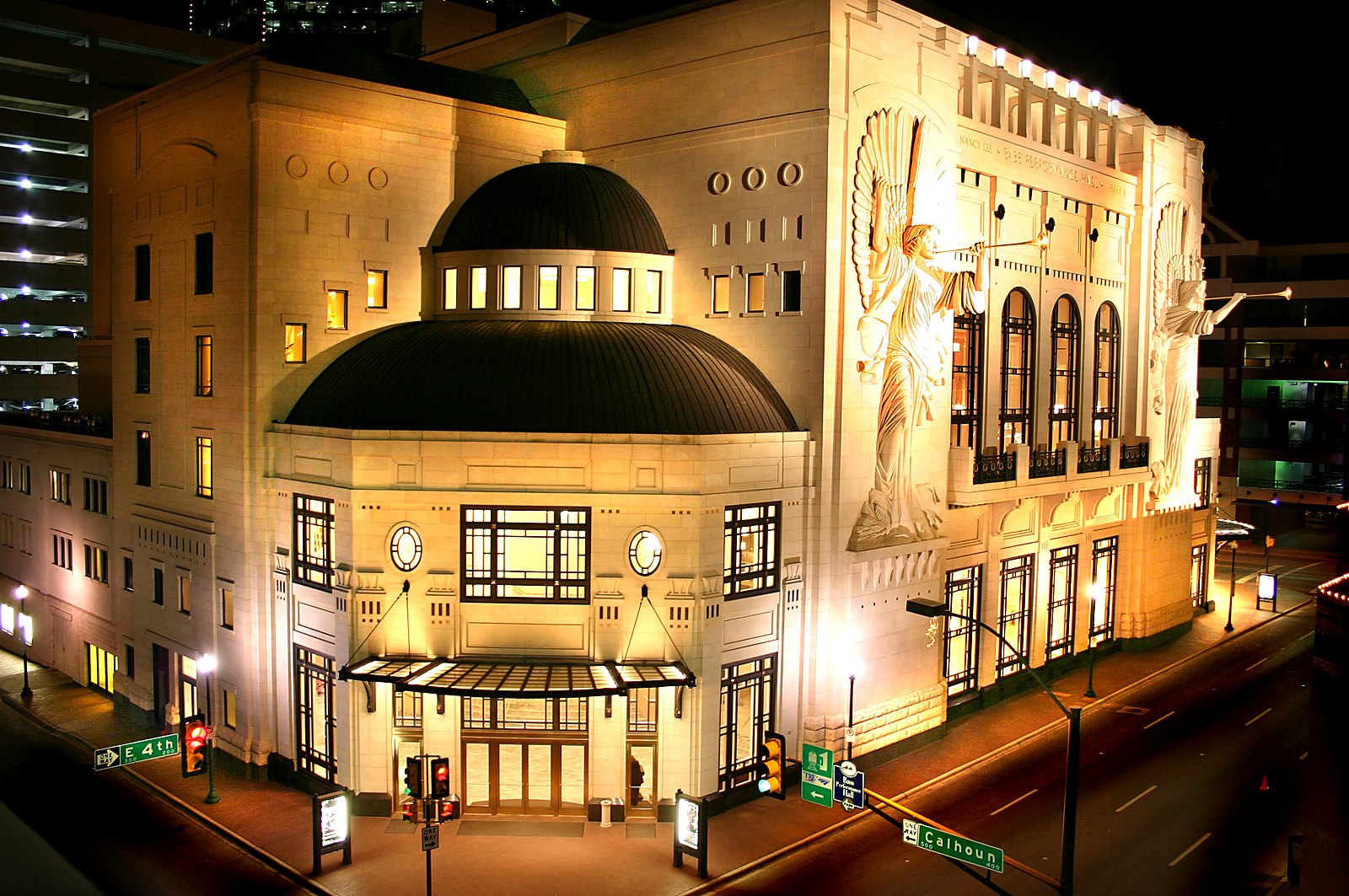 Fort Worth Symphony Orchestra Tchaikovsky Discovers America at Bass Performance Hall
