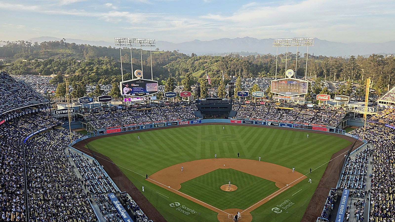 Los Angeles Dodgers vs St Louis Cardinals at UNIQLO Field at Dodger Stadium