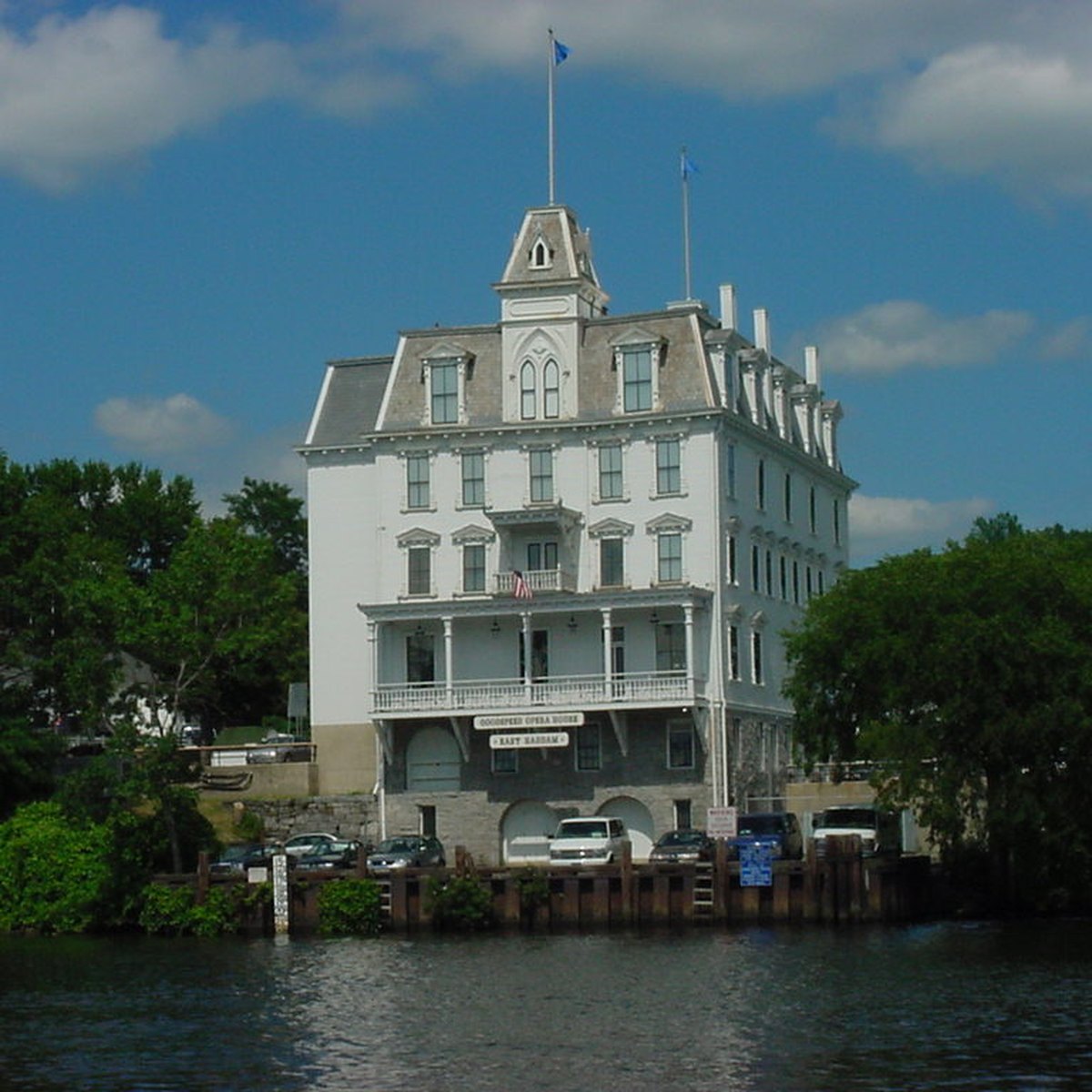 Annie at Goodspeed Opera House