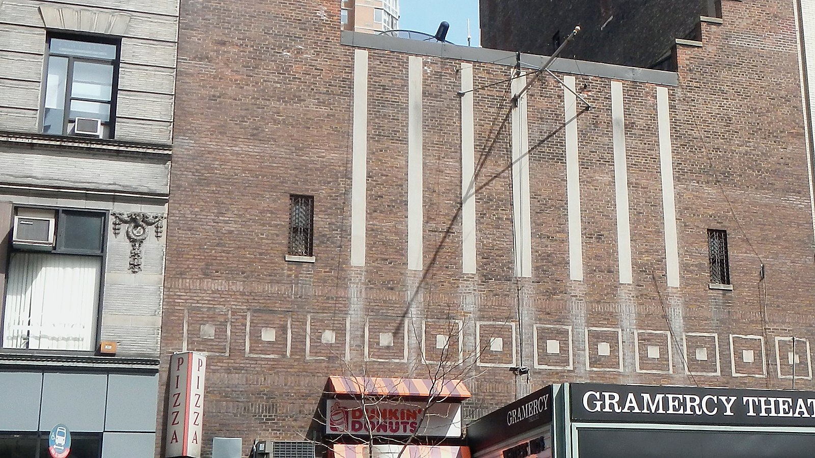 Santi Espinosa at Gramercy Theatre