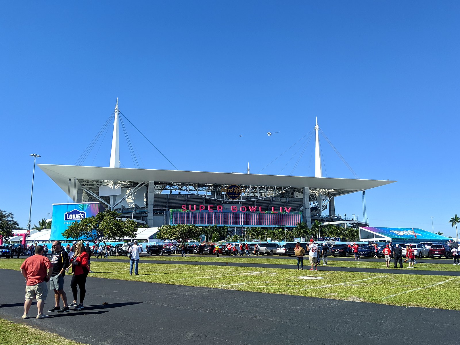 Parking Miami Dolphins vs New York Jets at Hard Rock Stadium Parking Lots
