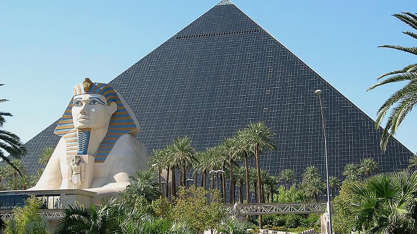 Discovering King Tut S Tomb Multiple Dates And Times at King Tut The Exhibition at The Luxor Hotel