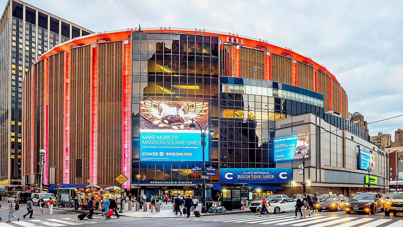 New York Rangers vs Washington Capitals at Madison Square Garden