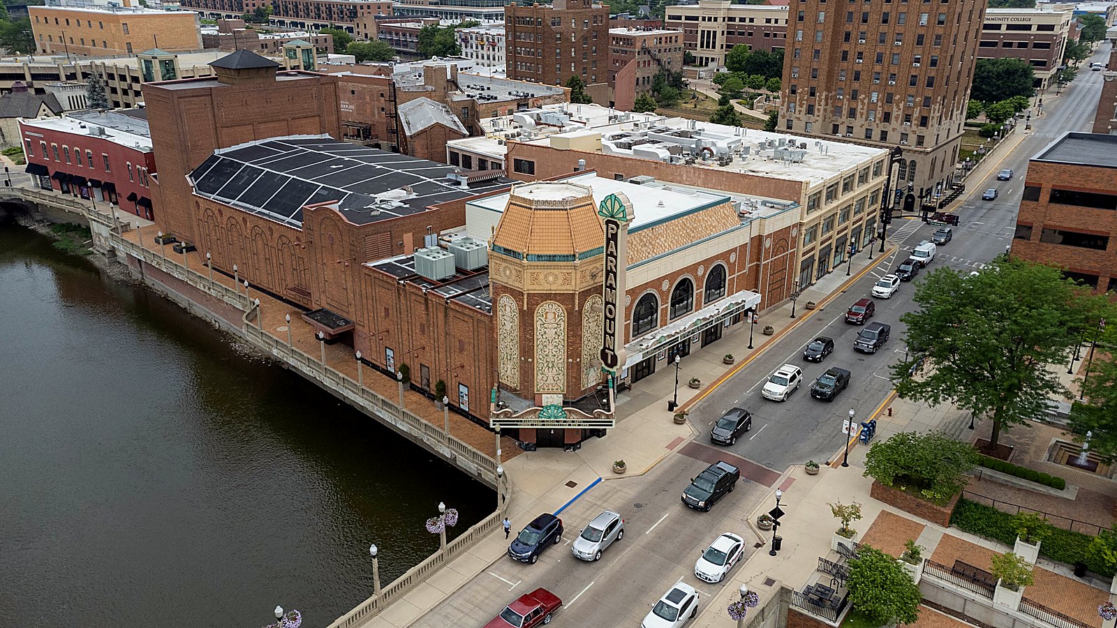Sunday In The Park With George at Paramount Theatre - Aurora