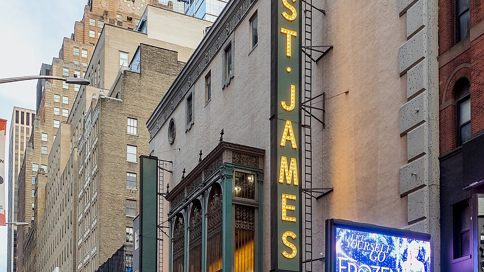 Titanique Musical at St. James Theatre