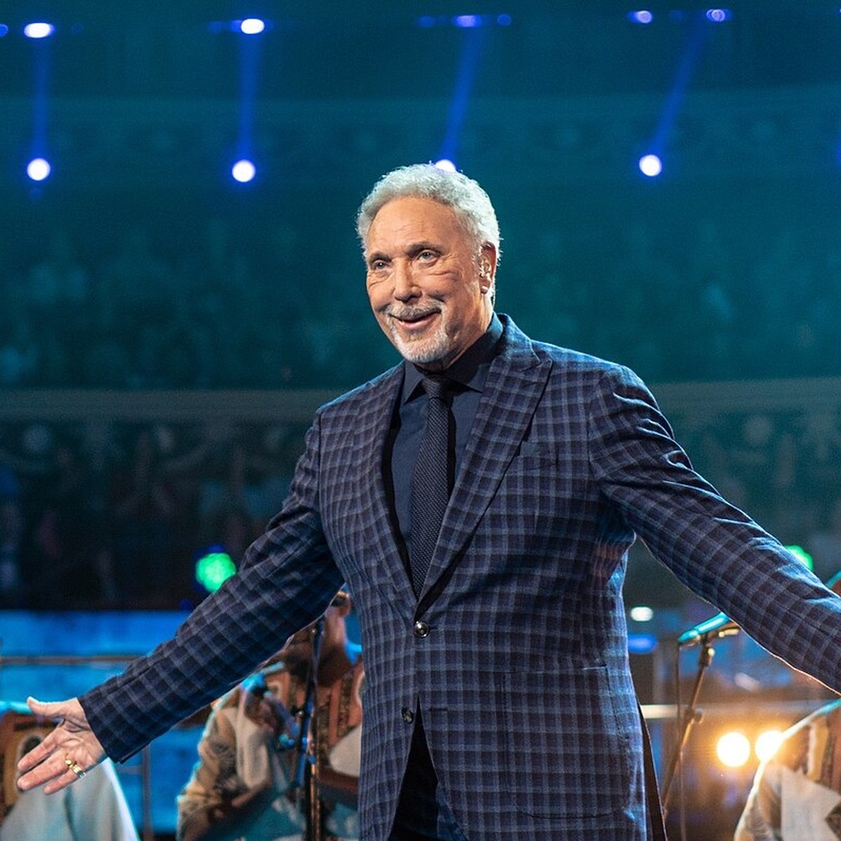 Tom Jones