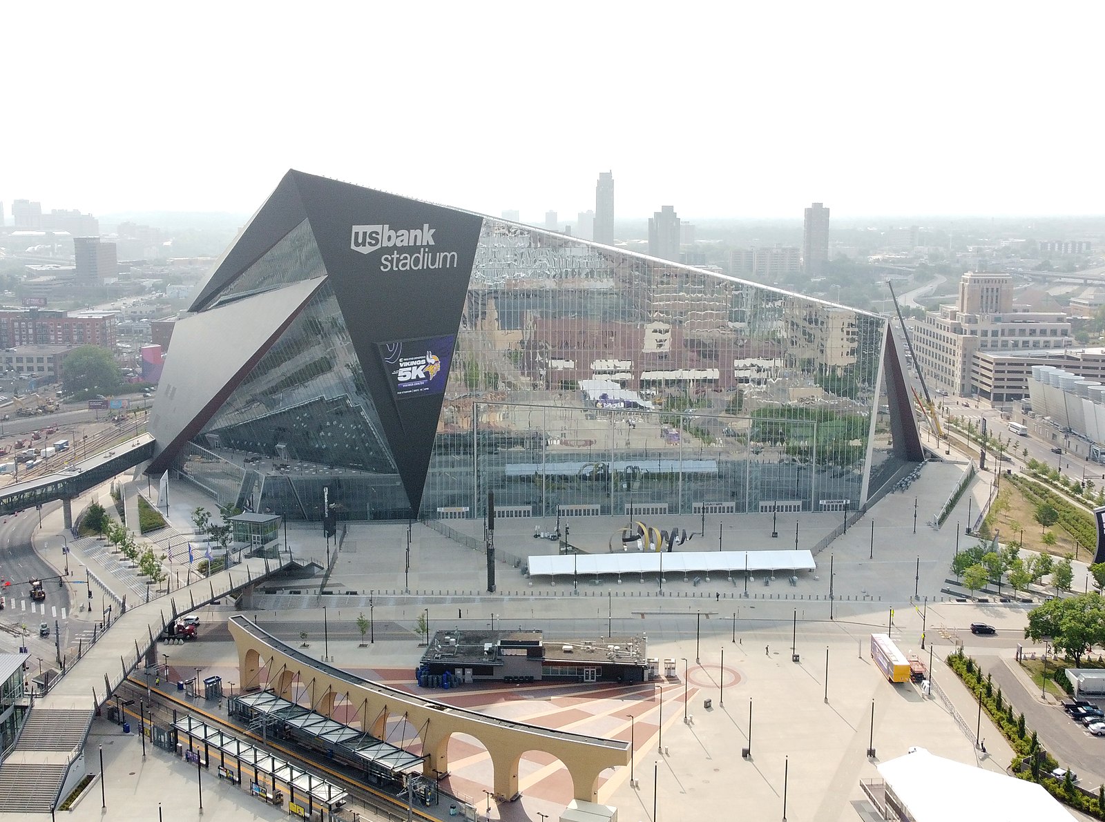 Minnesota Vikings vs Buffalo Bills at US Bank Stadium
